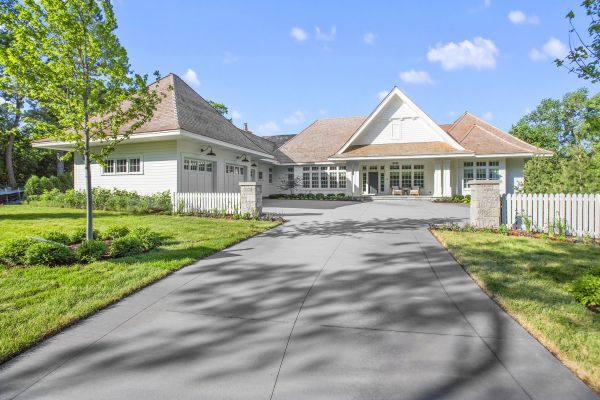 Concrete And Asphalt Service in Elmhurst
