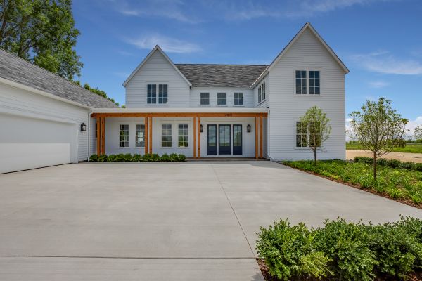Concrete Driveway Service in Elmhurst